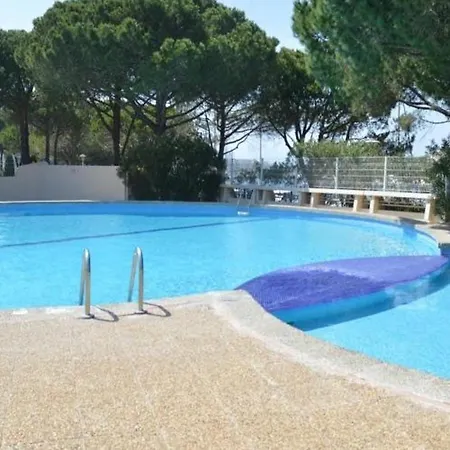 Apartment Avec Terrasse, Piscine Et Parking - Port Camargue - Fr-1-731-91